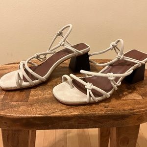 ALOHAS Goldie - White Leather & Sued Sandals